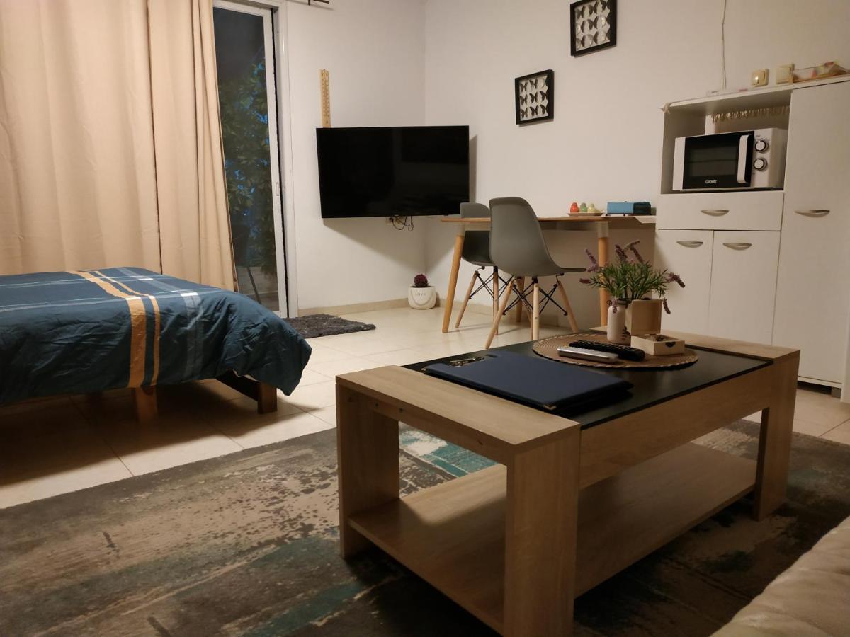 Cute Apartment Ха-Гошрим Экстерьер фото